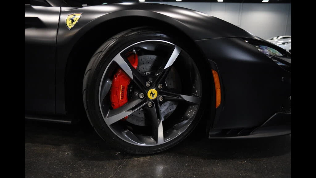 2022 Ferrari SF90 Stradale - Image 9 of 31