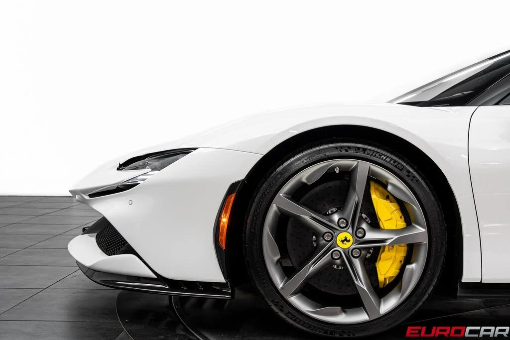 2022 Ferrari SF90 Stradale - Image 17 of 31