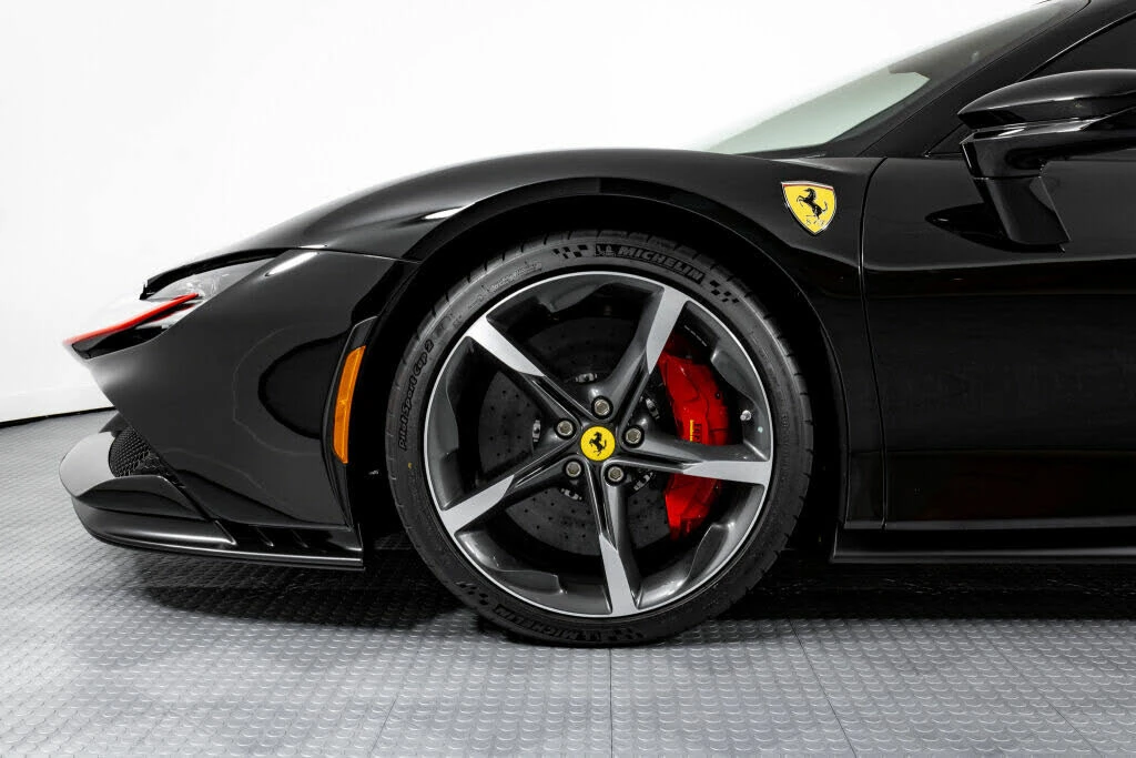 2022 Ferrari SF90 Stradale - Image 12 of 31