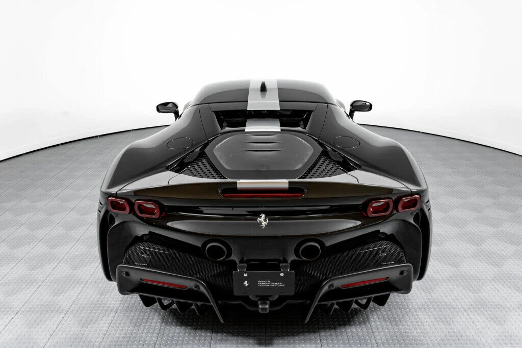 2022 Ferrari SF90 Stradale - Image 19 of 31