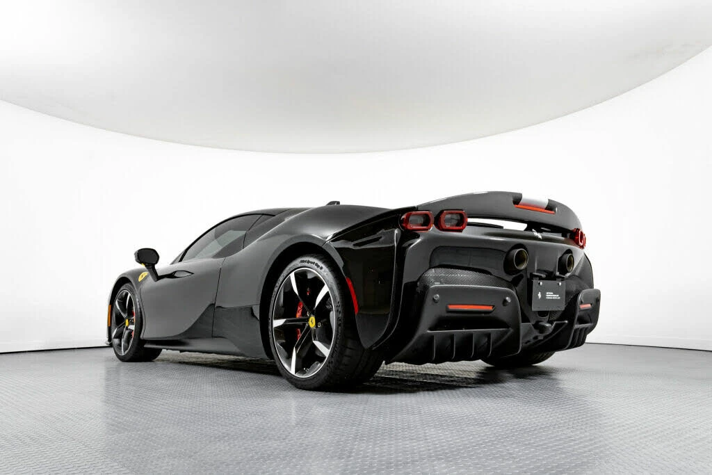 2022 Ferrari SF90 Stradale - Image 17 of 31