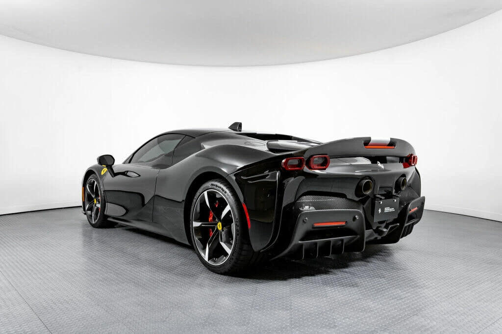 2022 Ferrari SF90 Stradale - Image 7 of 31