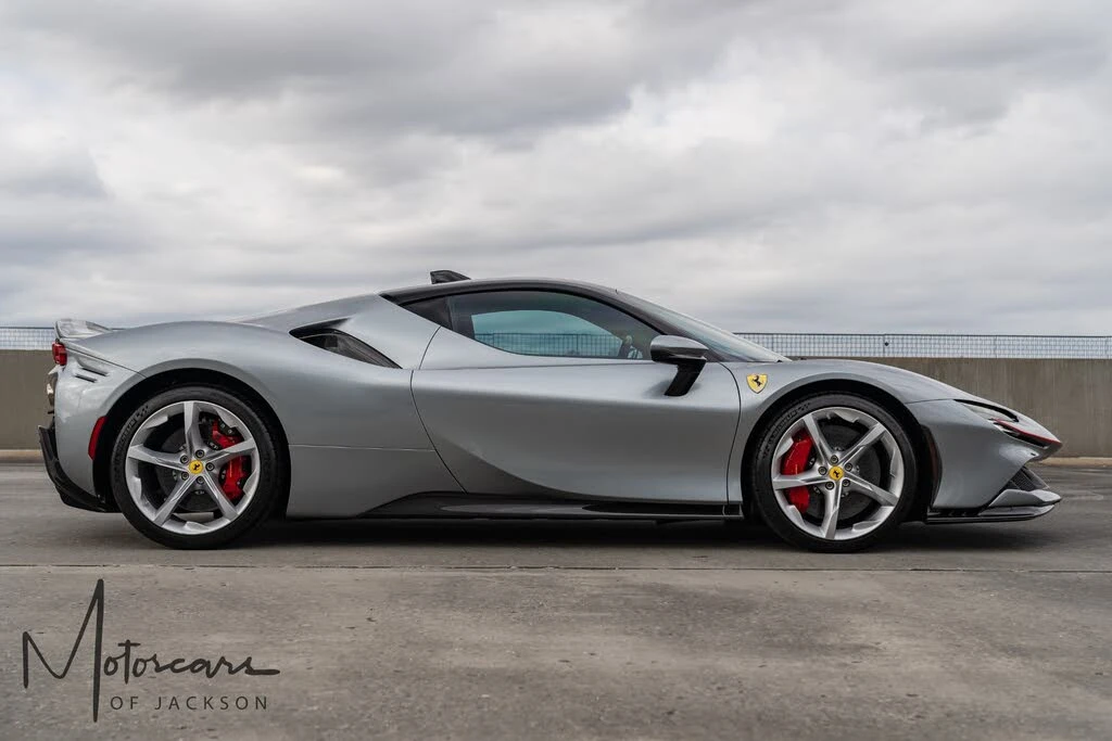 2022 Ferrari SF90 Stradale - Image 4 of 31