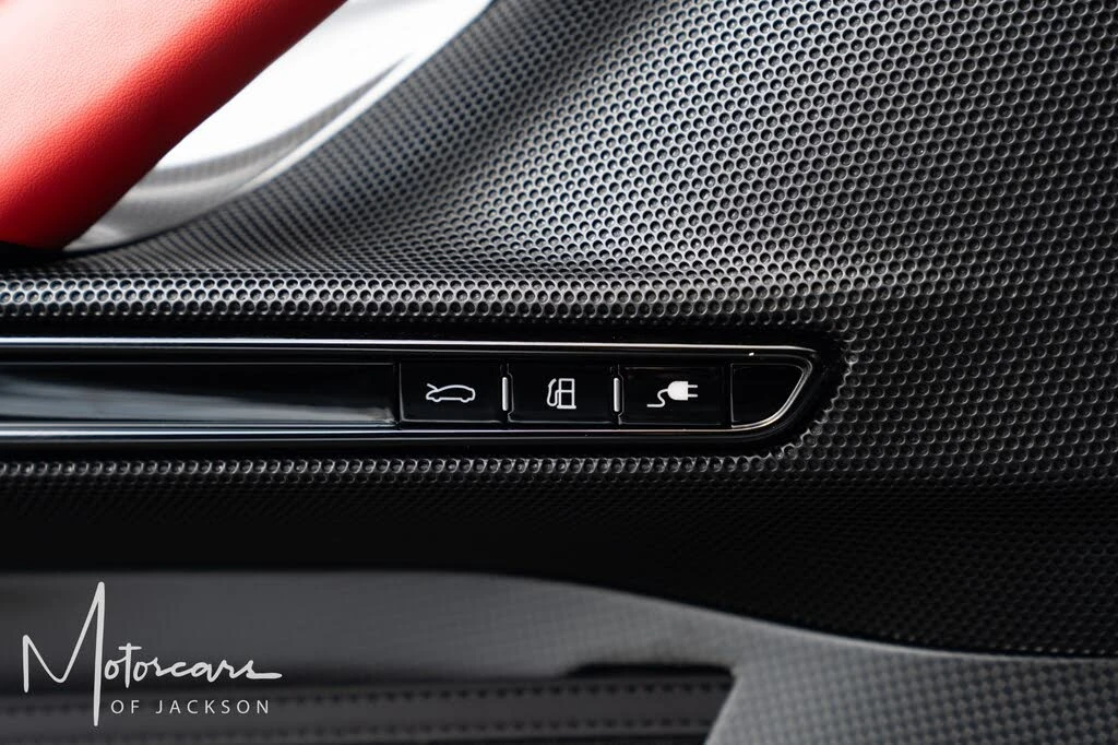 2022 Ferrari SF90 Stradale - Image 28 of 31
