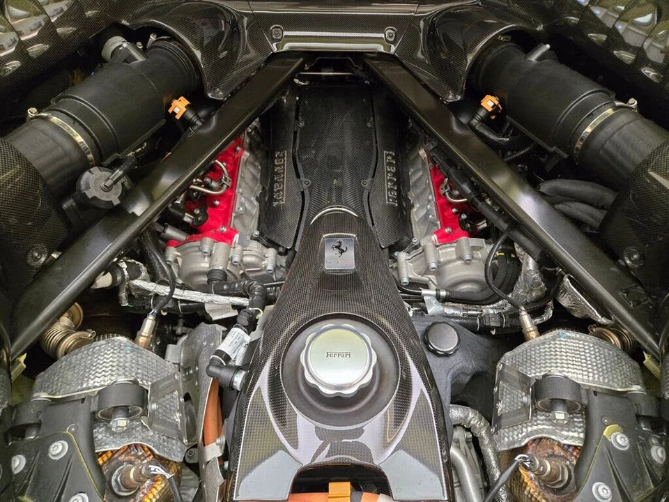 2022 Ferrari SF90 Stradale - Image 19 of 31