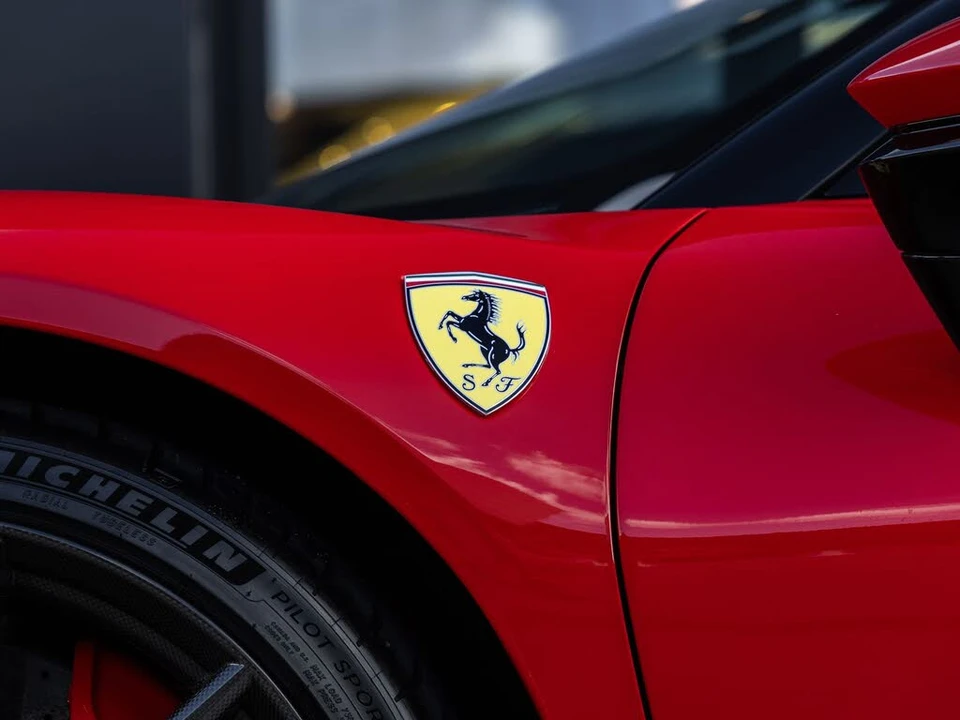 2022 Ferrari SF90 Stradale - Image 16 of 31