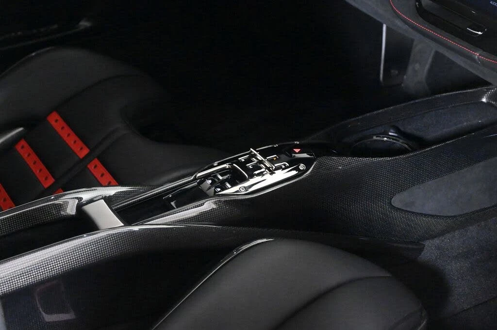 2022 Ferrari SF90 Stradale - Image 25 of 31