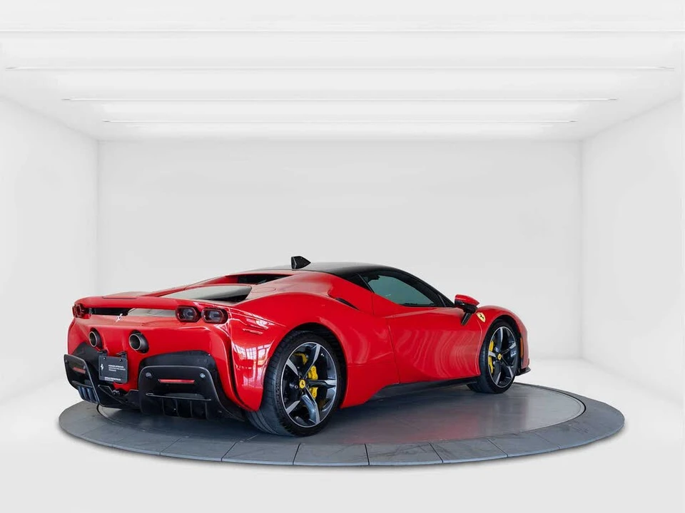2022 Ferrari SF90 Stradale - Image 5 of 7