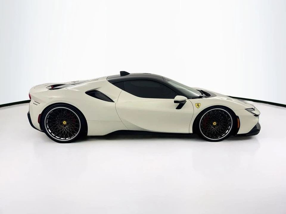 2022 Ferrari SF90 Stradale - Image 4 of 31
