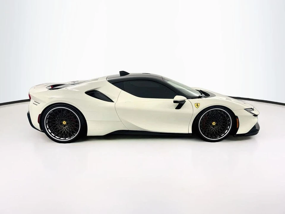 2022 Ferrari SF90 Stradale - Image 4 of 31