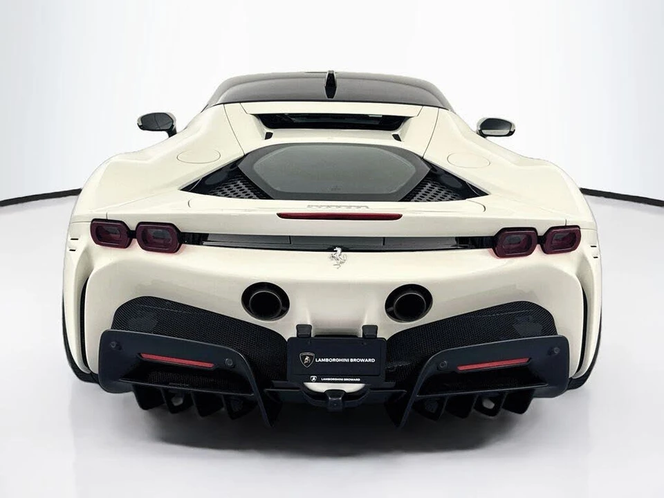 2022 Ferrari SF90 Stradale - Image 6 of 31