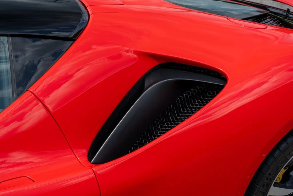 2022 Ferrari SF90 Stradale - Image 12 of 31
