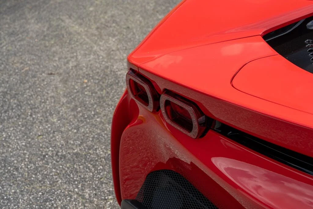 2022 Ferrari SF90 Stradale - Image 19 of 31