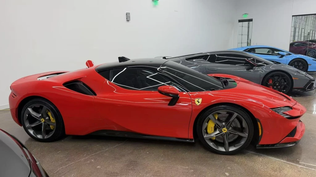 2022 Ferrari SF90 Stradale - Image 5 of 7