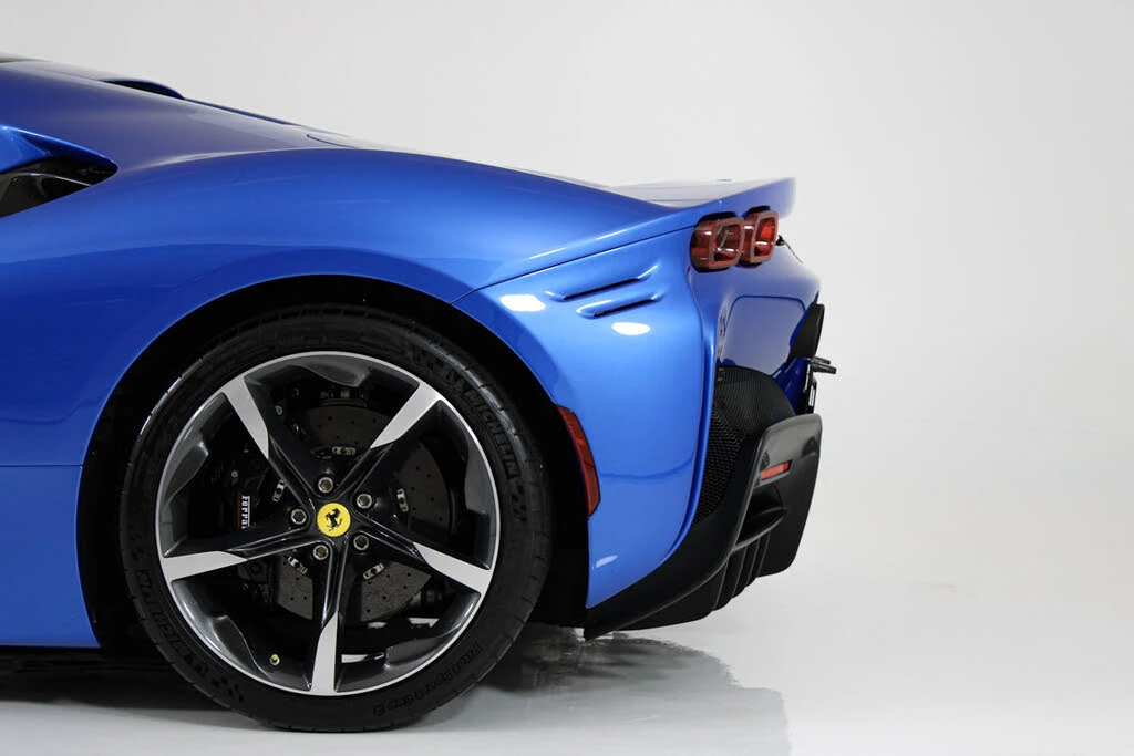 2022 Ferrari SF90 Stradale - Image 30 of 31