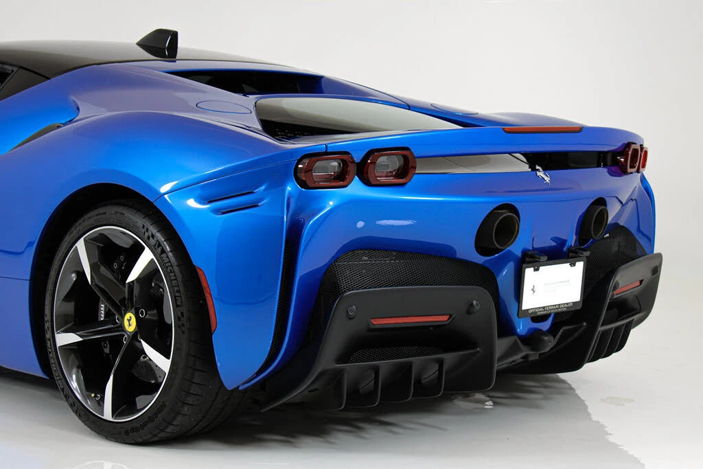 2022 Ferrari SF90 Stradale - Image 28 of 31