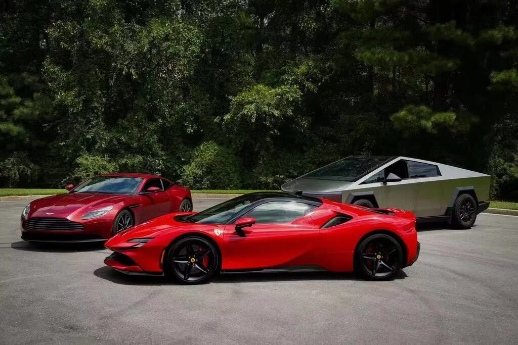 2022 Ferrari SF90 Stradale - Image 4 of 6