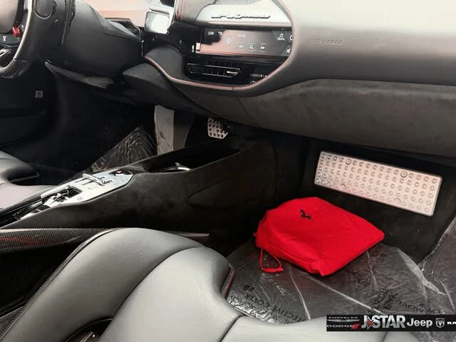 2022 Ferrari SF90 Stradale - Image 22 of 28