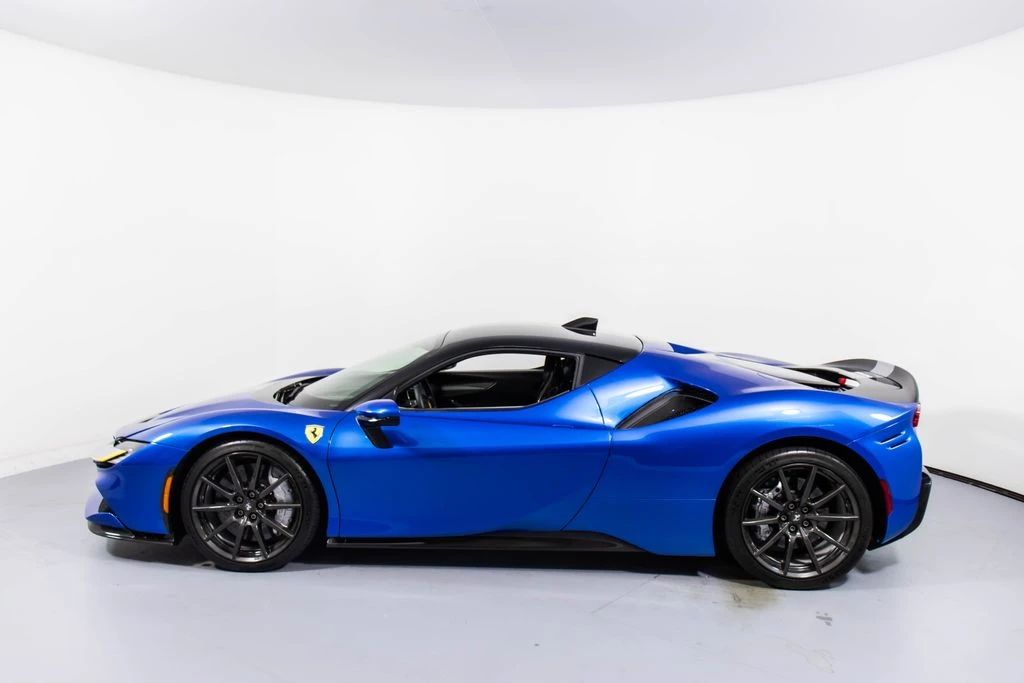 2022 Ferrari SF90 Stradale - Image 9 of 31