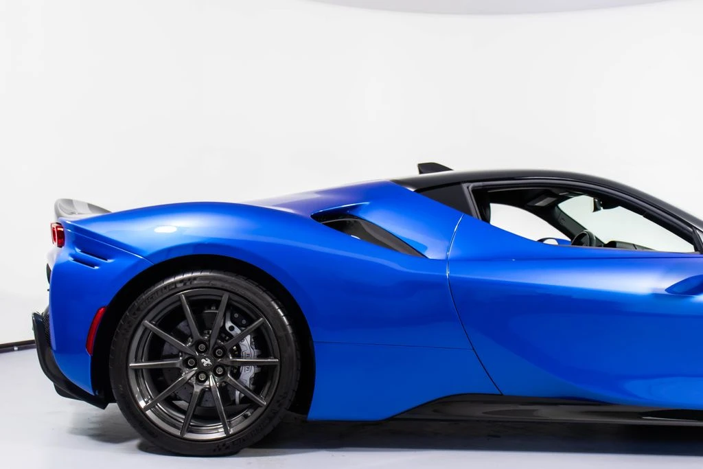 2022 Ferrari SF90 Stradale - Image 19 of 31