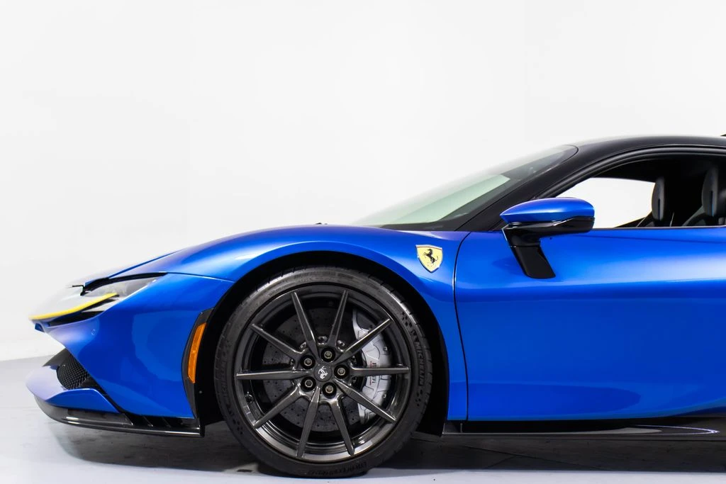 2022 Ferrari SF90 Stradale - Image 28 of 31