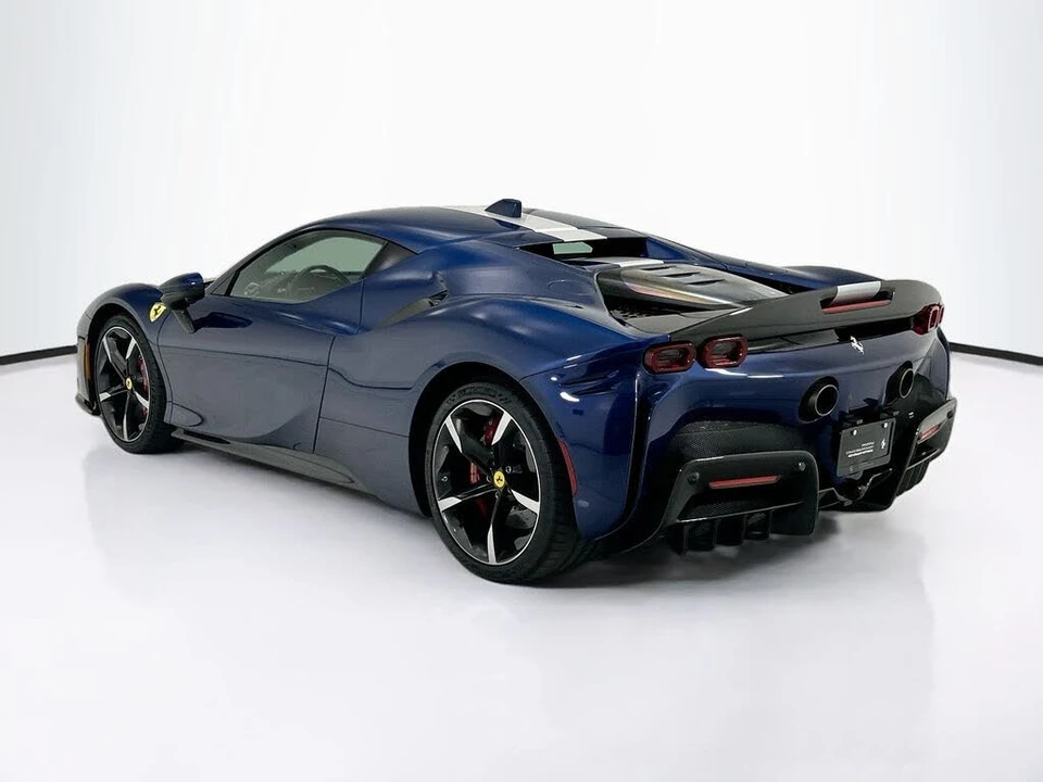 2022 Ferrari SF90 Stradale - Image 7 of 31