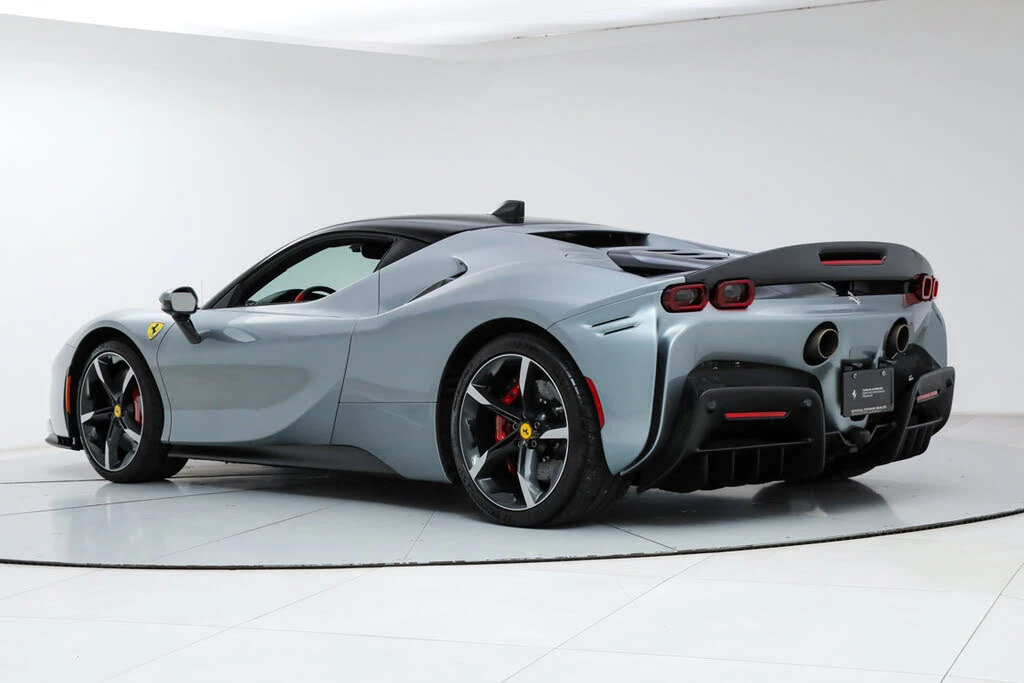2022 Ferrari SF90 Stradale - Image 7 of 31