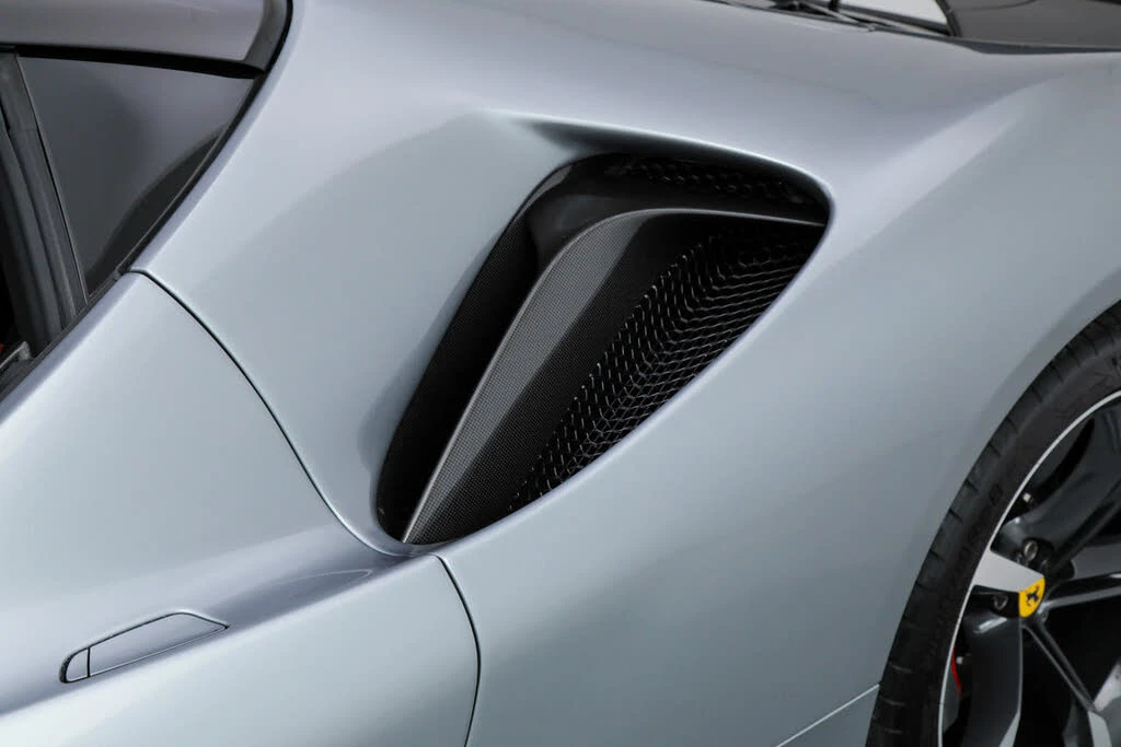 2022 Ferrari SF90 Stradale - Image 19 of 31