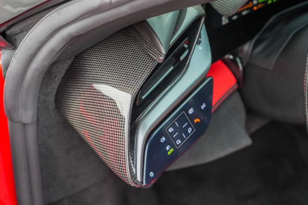 2022 Ferrari SF90 Stradale - Image 19 of 31