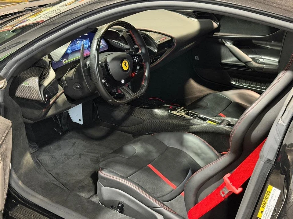 2022 Ferrari SF90 Stradale - Image 5 of 14