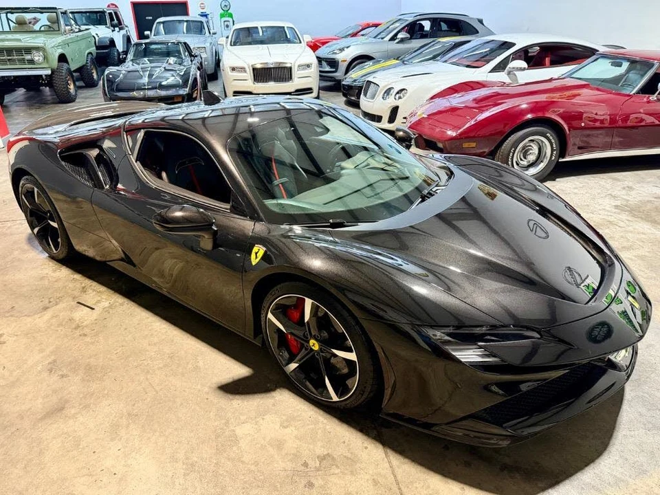 2022 Ferrari SF90 Stradale - Image 9 of 14