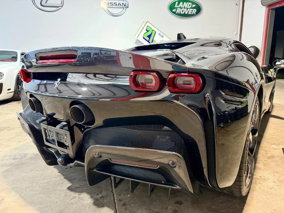 2022 Ferrari SF90 Stradale - Image 7 of 14