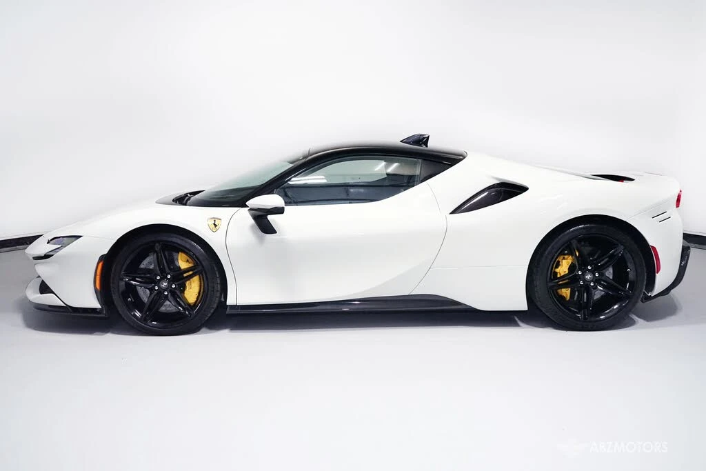 2022 Ferrari SF90 Stradale - Image 5 of 31