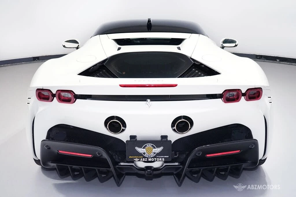 2022 Ferrari SF90 Stradale - Image 8 of 31