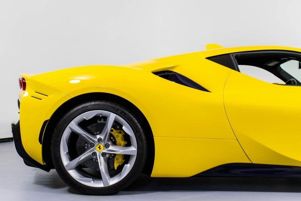 2022 Ferrari SF90 Stradale - Image 19 of 31