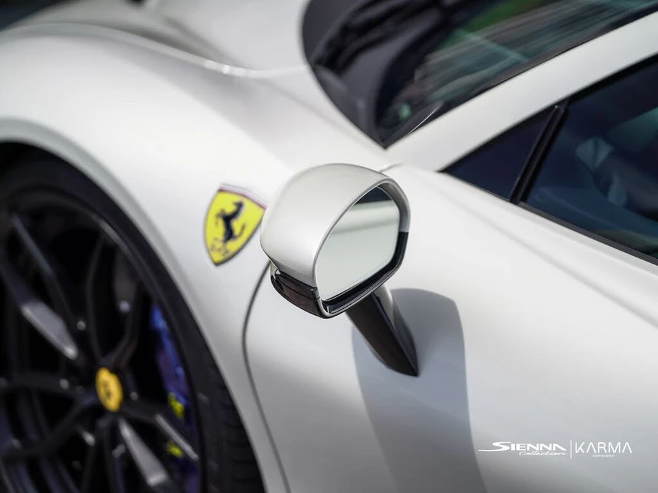 2022 Ferrari SF90 Stradale - Image 25 of 31