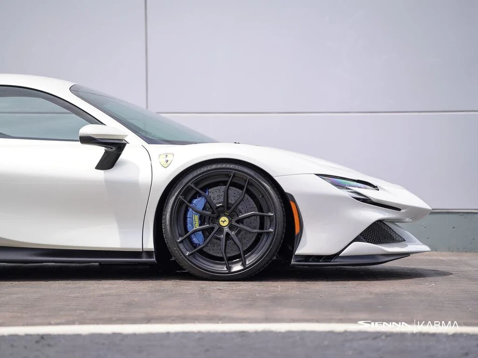 2022 Ferrari SF90 Stradale - Image 24 of 31