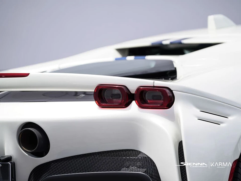 2022 Ferrari SF90 Stradale - Image 31 of 31