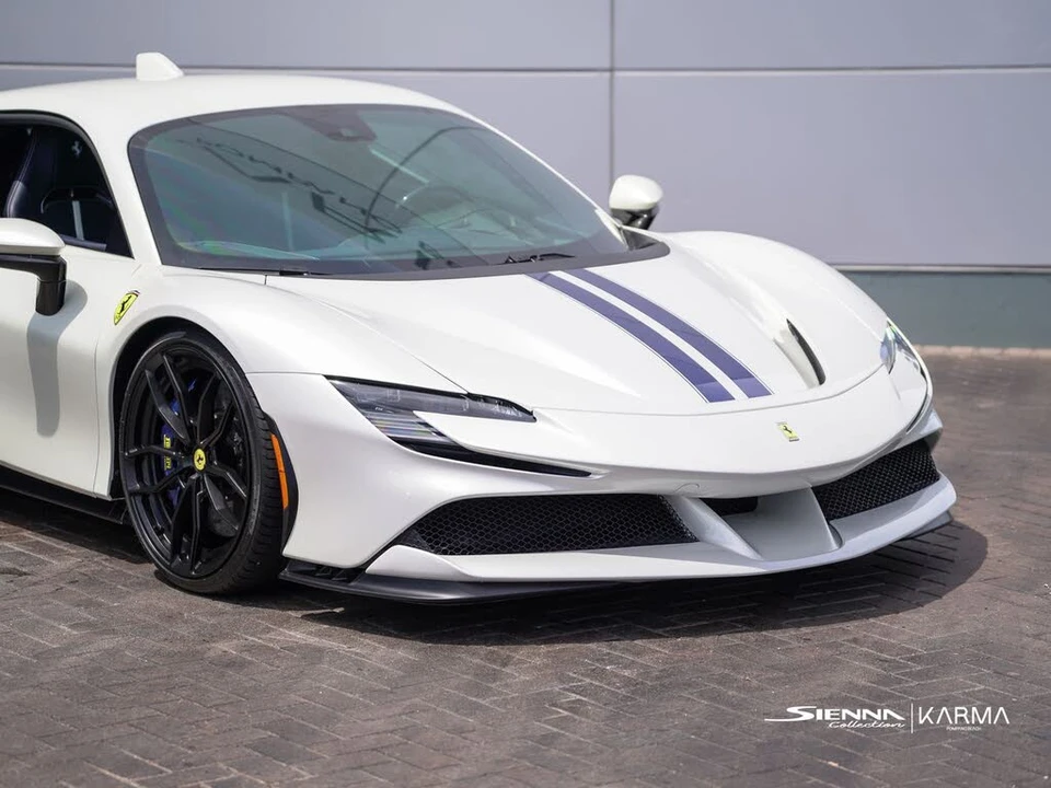 2022 Ferrari SF90 Stradale - Image 21 of 31
