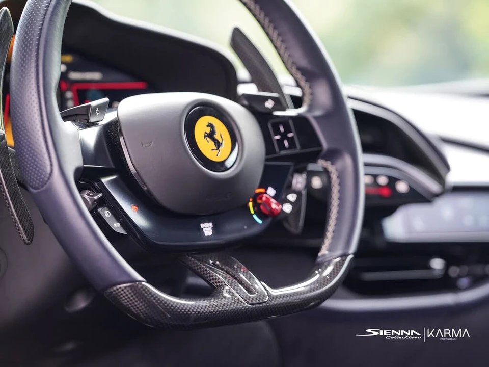 2022 Ferrari SF90 Stradale - Image 19 of 31