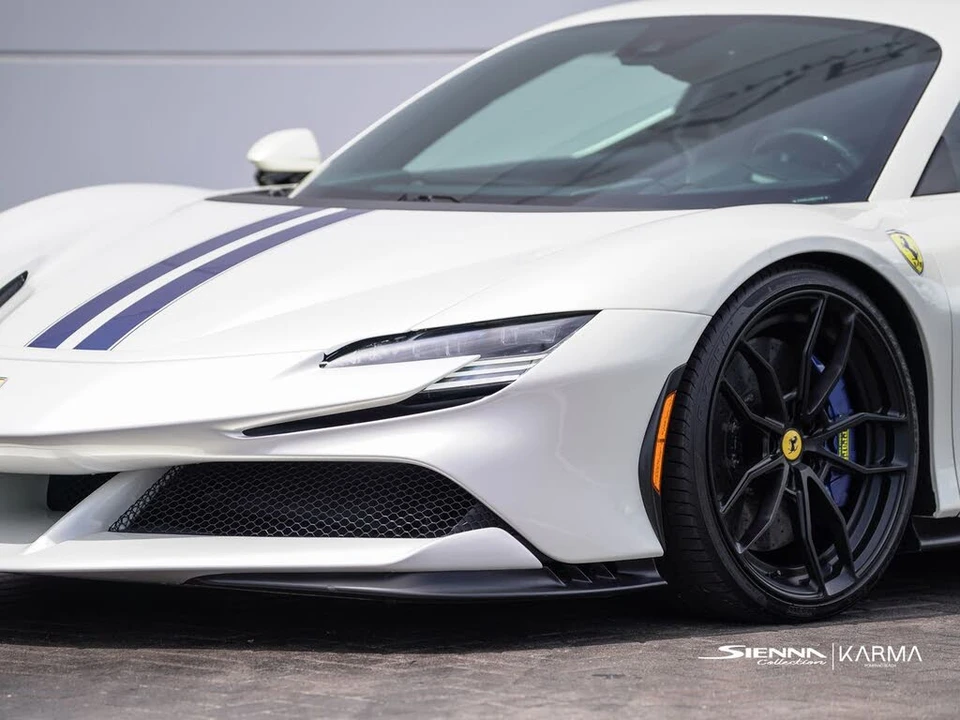 2022 Ferrari SF90 Stradale - Image 12 of 31