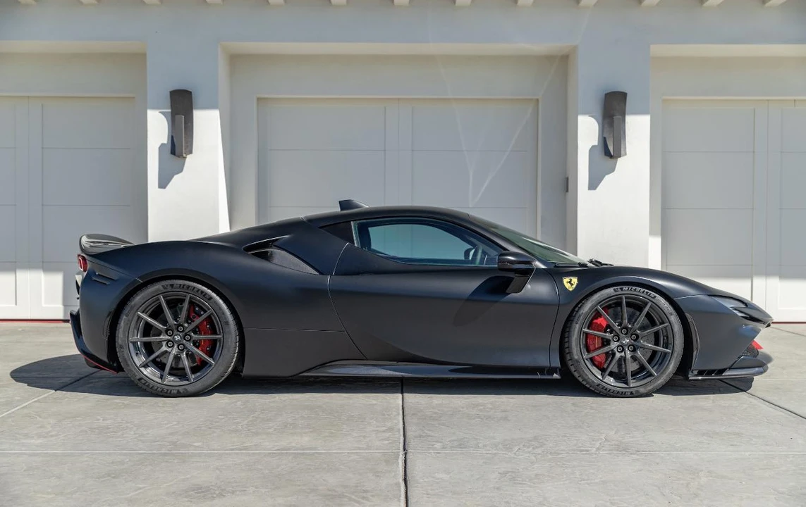 2022 Ferrari SF90 Stradale - Image 8 of 31