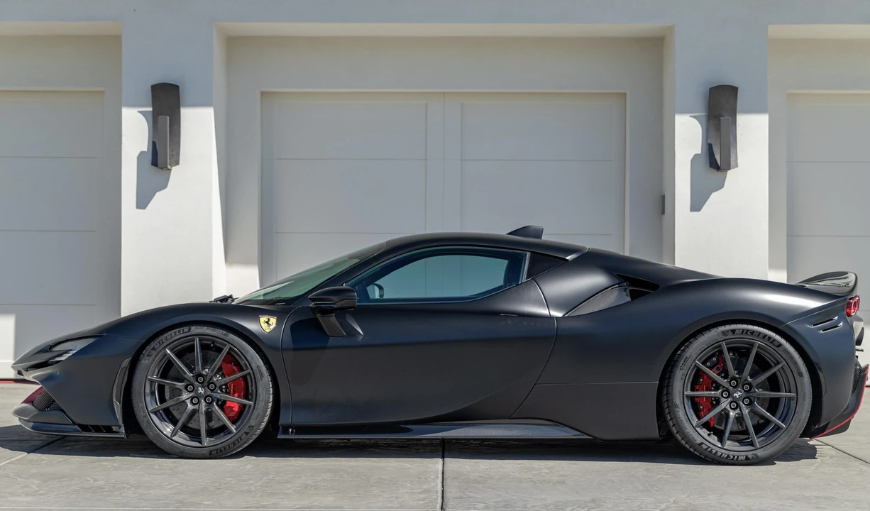 2022 Ferrari SF90 Stradale - Image 4 of 31