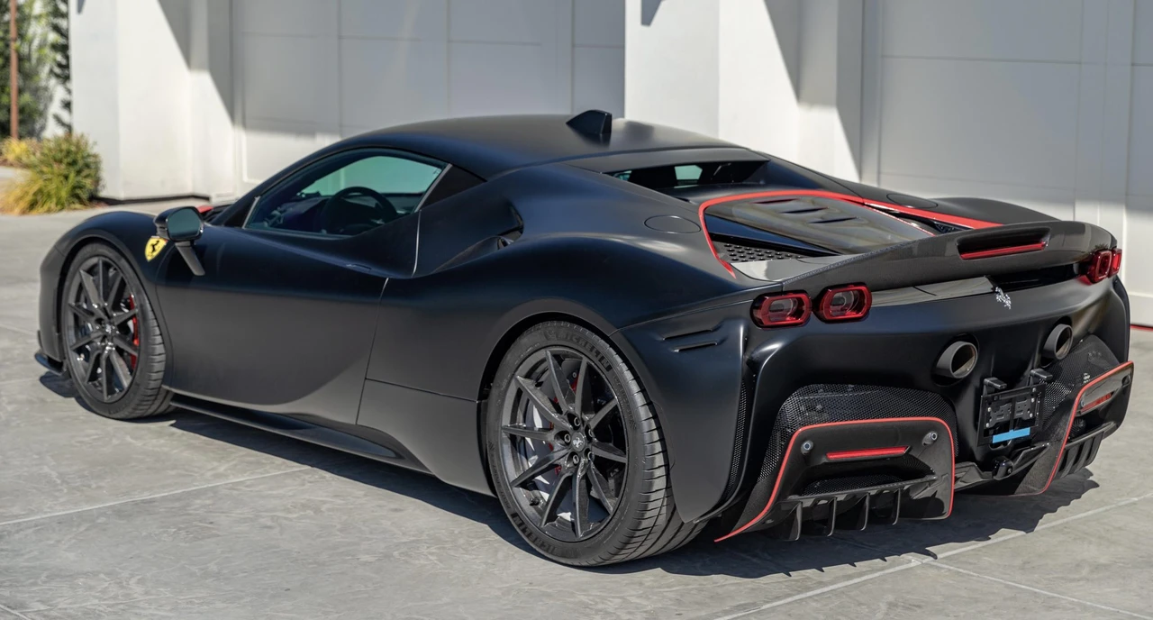 2022 Ferrari SF90 Stradale - Image 5 of 31