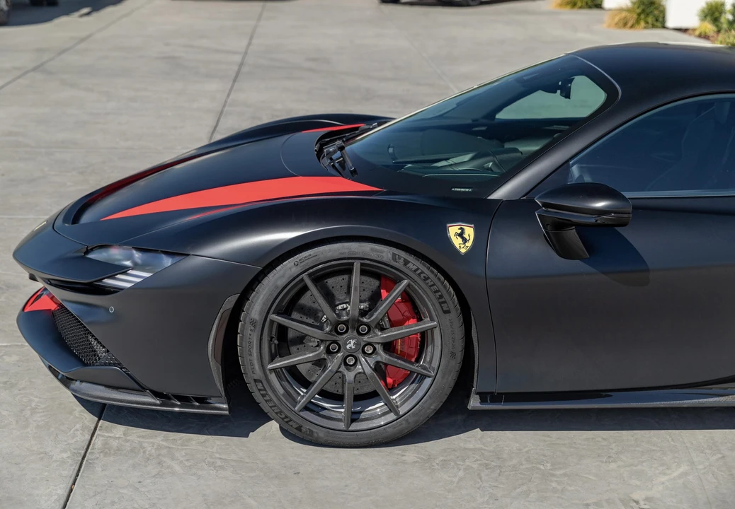 2022 Ferrari SF90 Stradale - Image 19 of 31