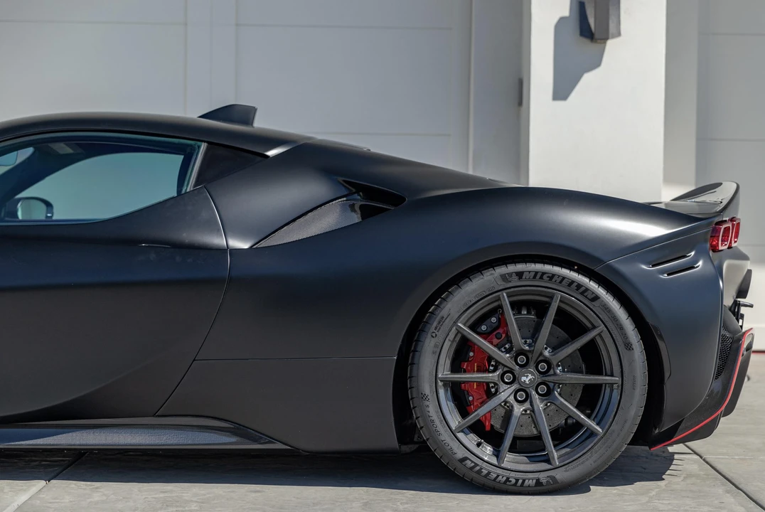 2022 Ferrari SF90 Stradale - Image 21 of 31