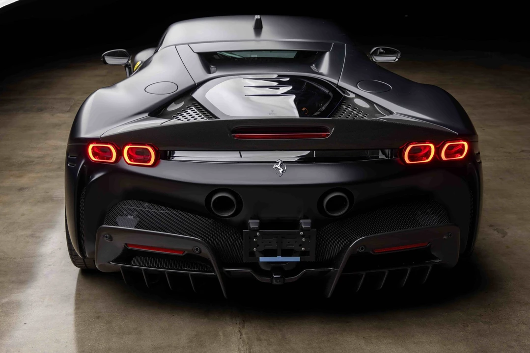 2022 Ferrari SF90 Stradale - Image 25 of 31