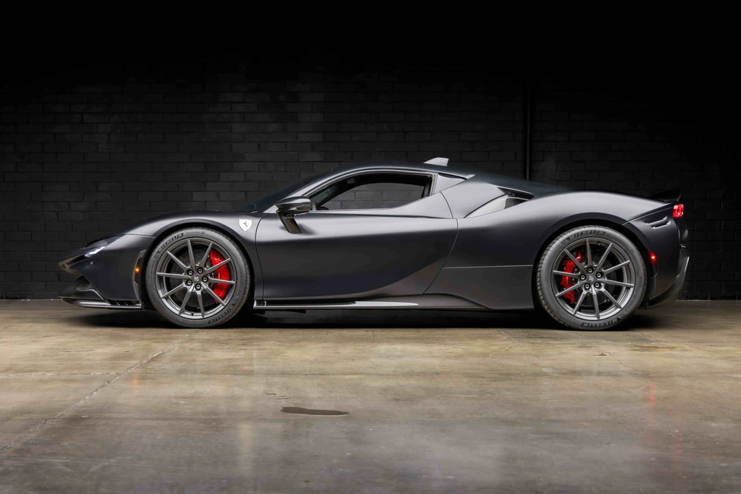 2022 Ferrari SF90 Stradale - Image 10 of 31