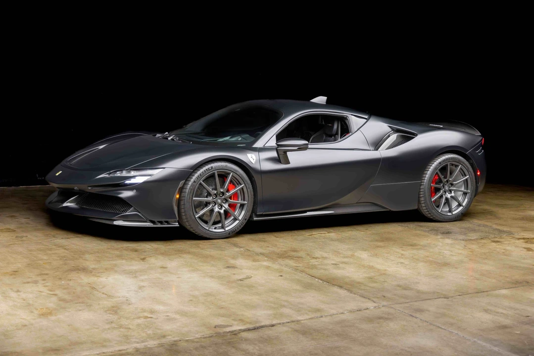 2022 Ferrari SF90 Stradale - Image 9 of 31
