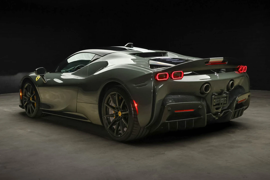 2022 Ferrari SF90 Stradale - Image 23 of 31